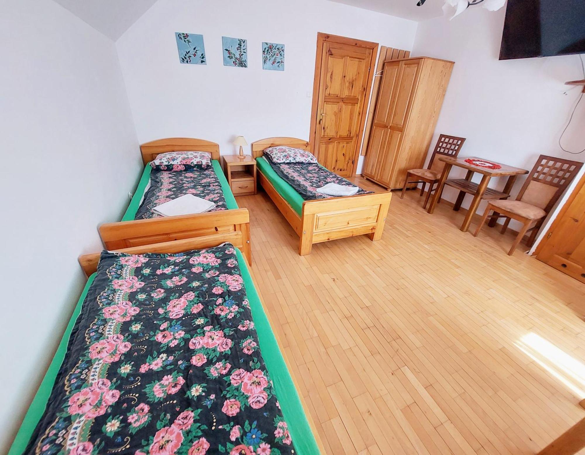 Villa Wisniowy Gaj à Ujanowice Extérieur photo