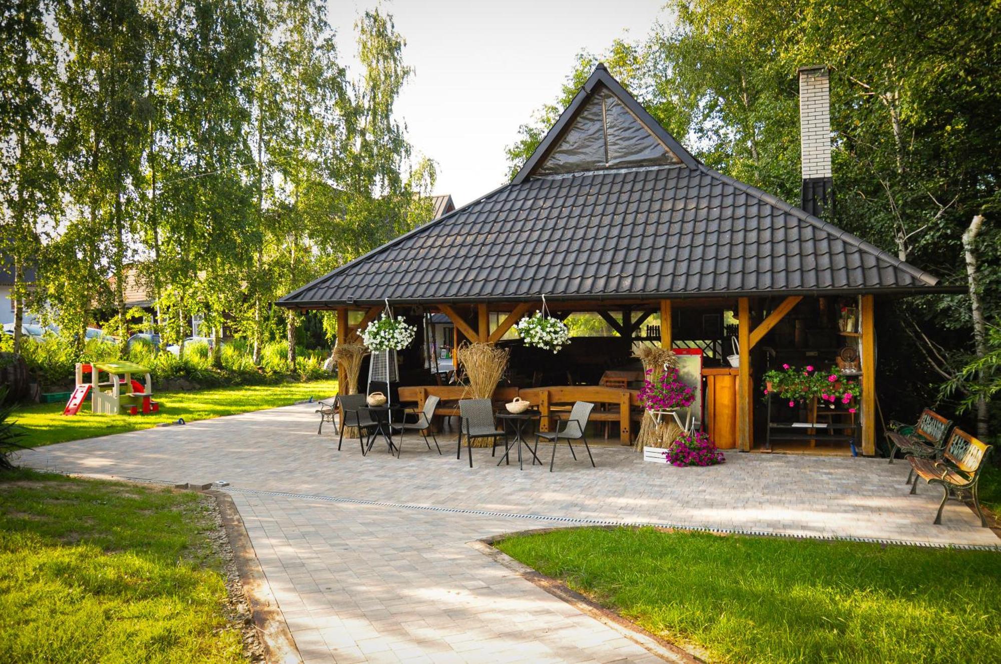 Villa Wisniowy Gaj à Ujanowice Extérieur photo
