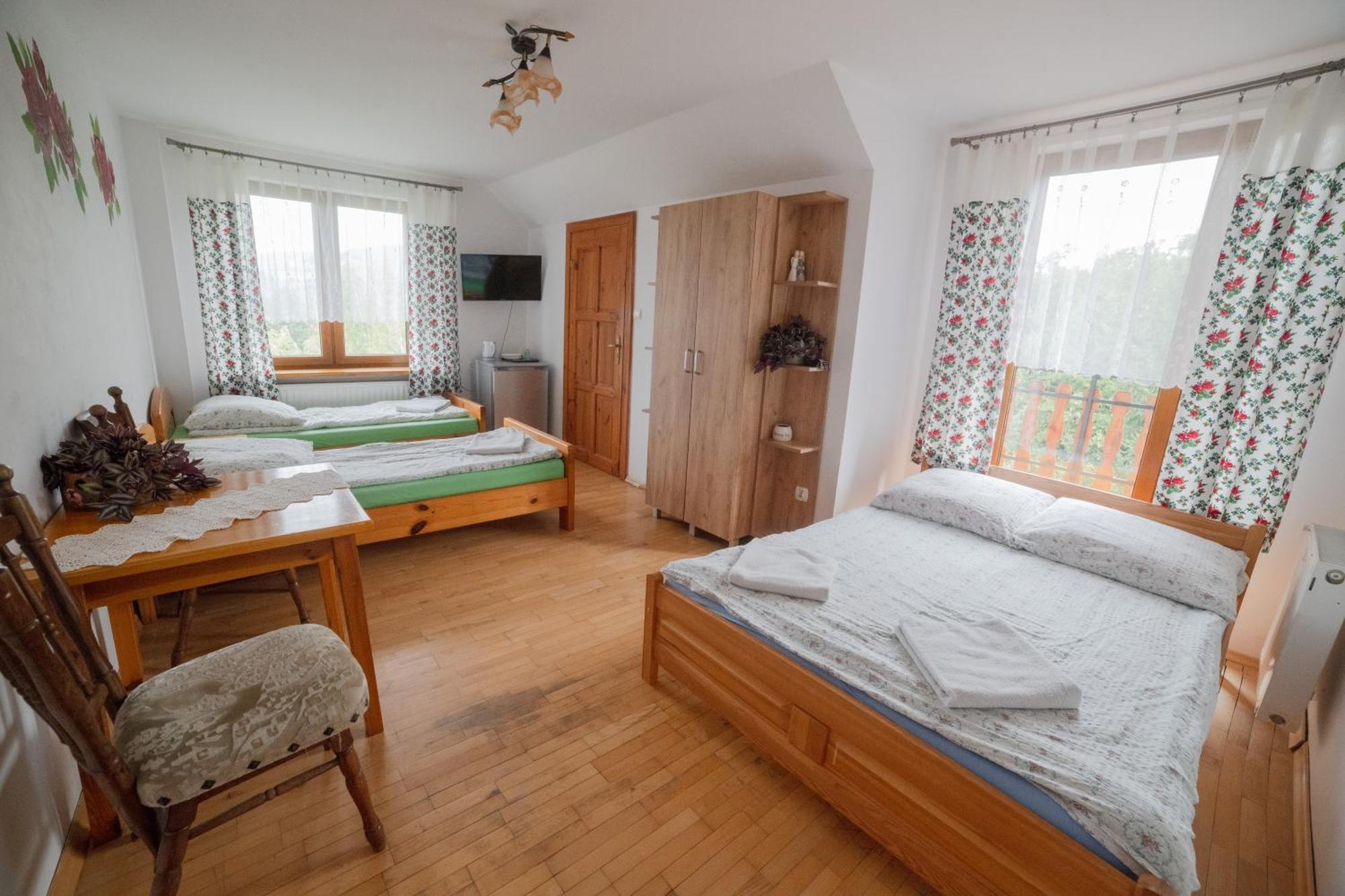 Villa Wisniowy Gaj à Ujanowice Extérieur photo